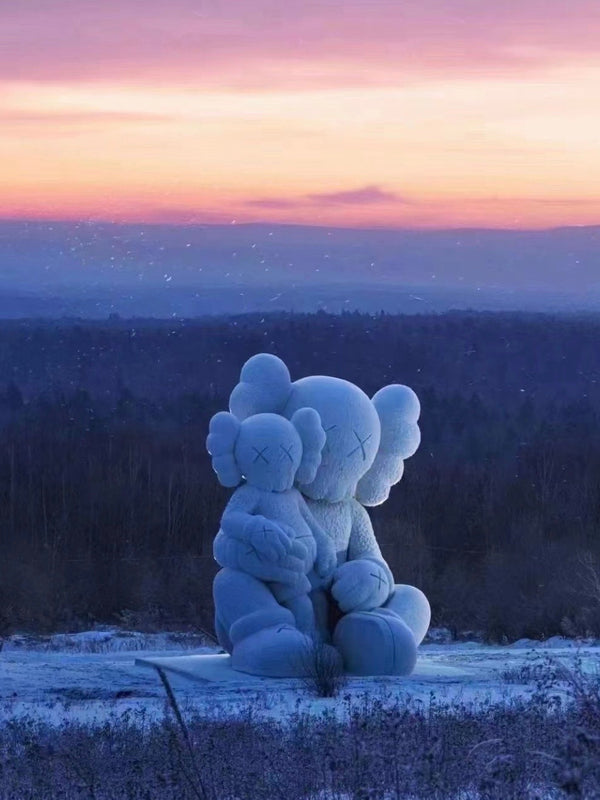 Holiday Chang bai: Kaws Statue Big - One-of-a-Kind Souvenir-Ornaments Statues Figurines