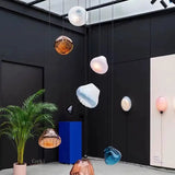 Lampe suspendue en verre coloré de créateur – Insufflez de l'éclat à votre espace