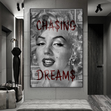 Chasing Dreams: Marilyn Poster – Entdecken Sie ikonische Schönheit