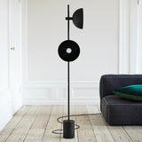 Lampe sur pied lourde noire : design durable et style élégant