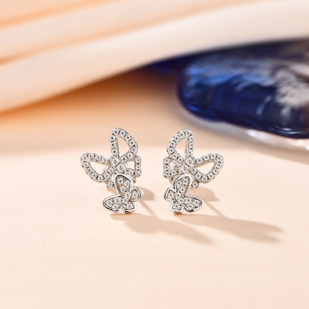Butterfly Suit Stud Earring: Exquisite Accessory