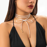 Zeitlose Mitternachtsblüten-Halskette – Schmücken Sie Ihre Eleganz mit BabiesDecor.com