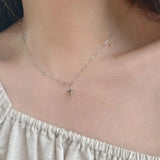 Refined Horizon Necklace - Elegant Adornment